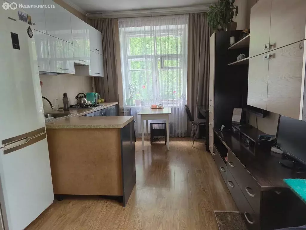 3-комнатная квартира: Иркутск, 2-я Железнодорожная улица, 6 (78.4 м) - Фото 1