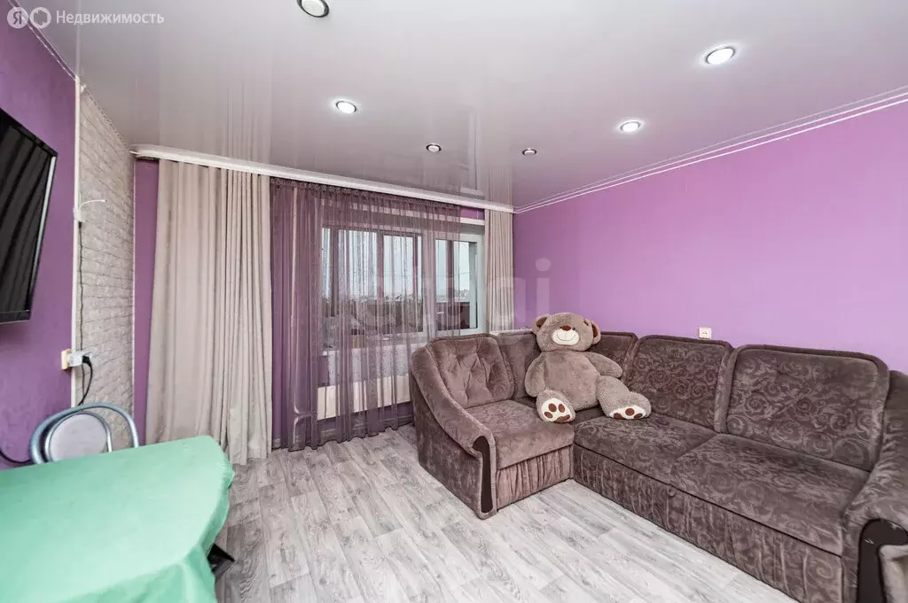 3-комнатная квартира: Курган, улица Бурова-Петрова, 12 (61.2 м) - Фото 1