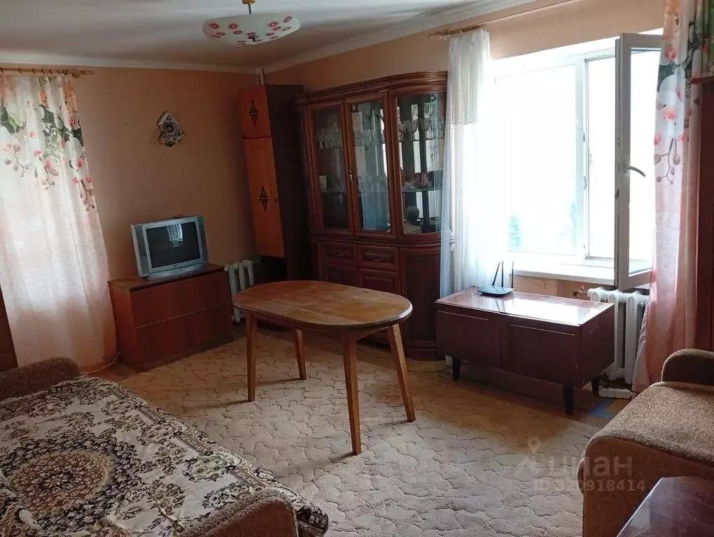 2-к кв. Крым, Ялта ул. Красноармейская, 42 (48.3 м) - Фото 0