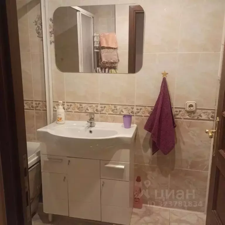 3-к кв. Калининградская область, Калининград Космическая ул., 8 (72.0 ... - Фото 2