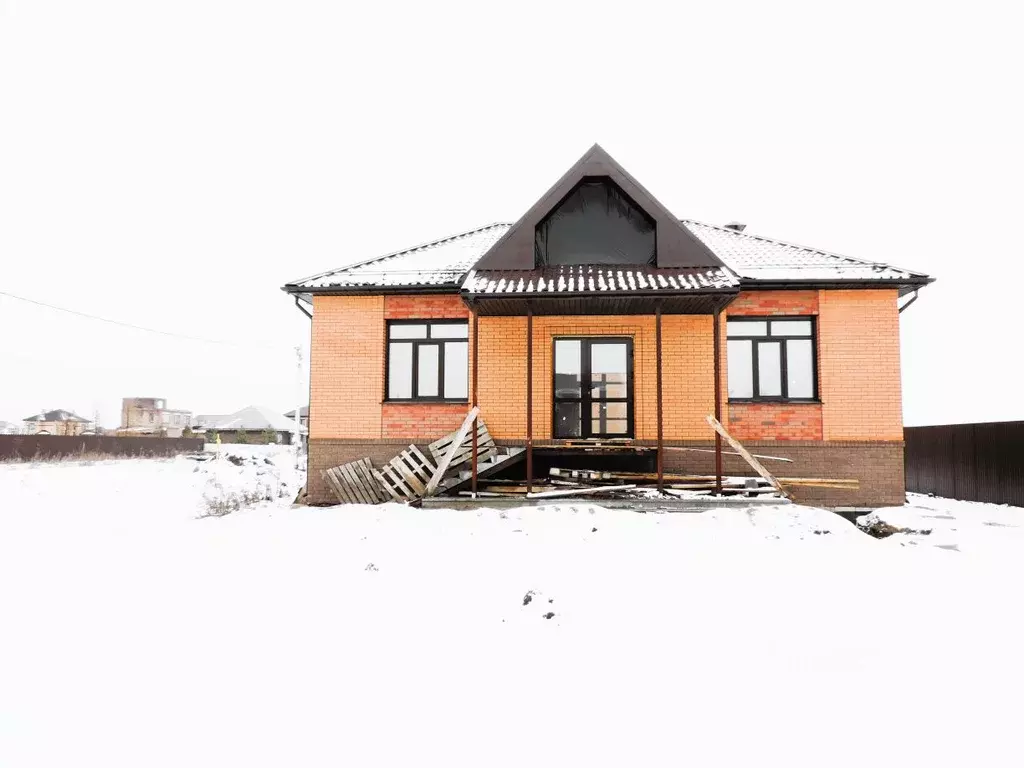 Коттедж в Омская область, Омск ул. Н. Быстрова, 5/1 (220 м) - Фото 2