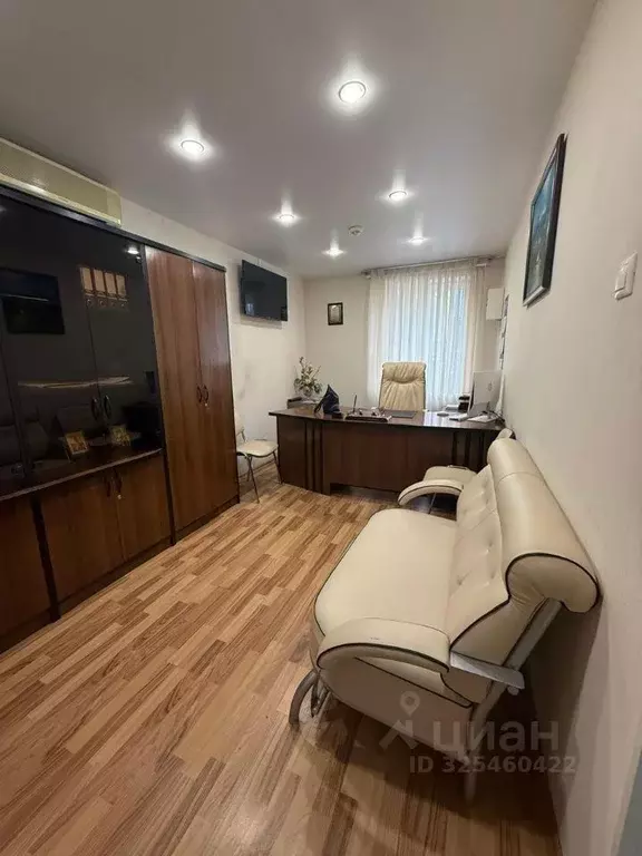 Офис в Краснодарский край, Краснодар Центральный мкр, ул. Гоголя, 43 ... - Фото 2