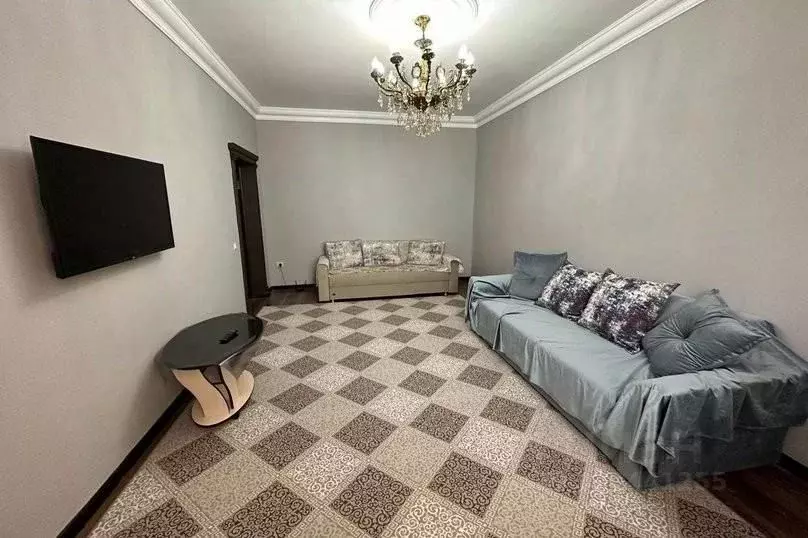 2-к кв. Дагестан, Дербент ул. Тахо-Годи, 9 (75.0 м) - Фото 1
