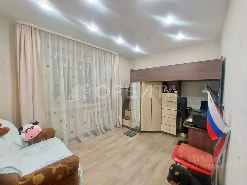 1-к кв. Тюменская область, Тюмень Холодильная ул., 13А (50.0 м) - Фото 0
