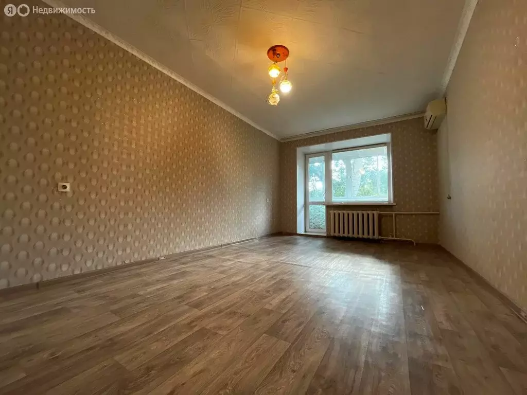 1-комнатная квартира: Комсомольск-на-Амуре, улица Калинина, 33к2 (29.5 ... - Фото 0