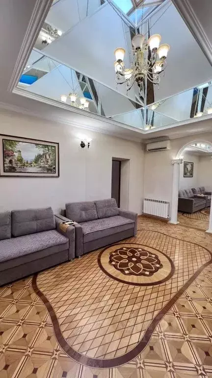 Дом в Ставропольский край, Минеральные Воды ул. Карла Либкнехта, 38 ... - Фото 1