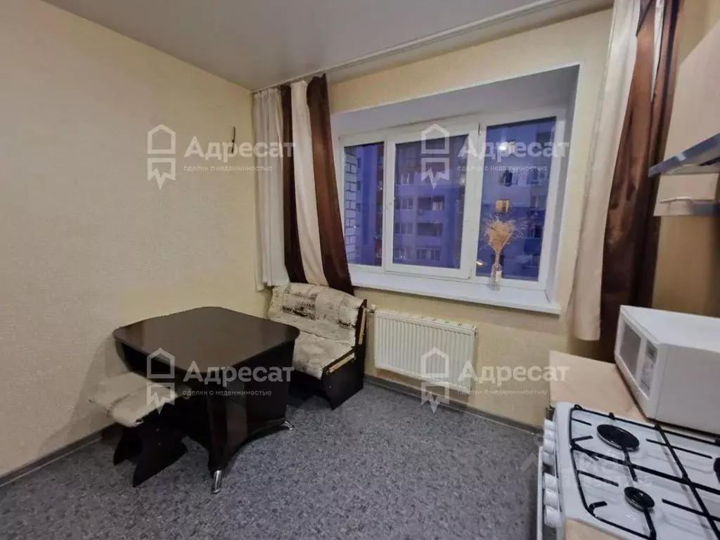 1-к кв. Волгоградская область, Волгоград ул. Базарова, 12 (39.5 м) - Фото 1