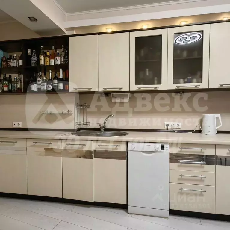 1-к кв. Тюменская область, Тюмень Минская ул., 7/1 (56.5 м) - Фото 1