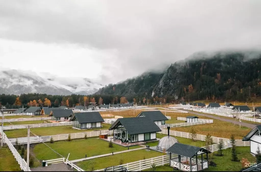 Участок в Алтай, Чемальский район, Узнезинское с/пос, Вилладж Парк ... - Фото 2
