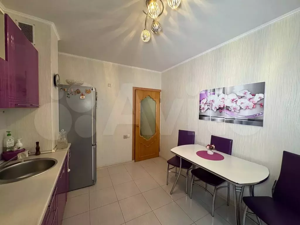 3-к. квартира, 65 м, 1/9 эт. - Фото 1