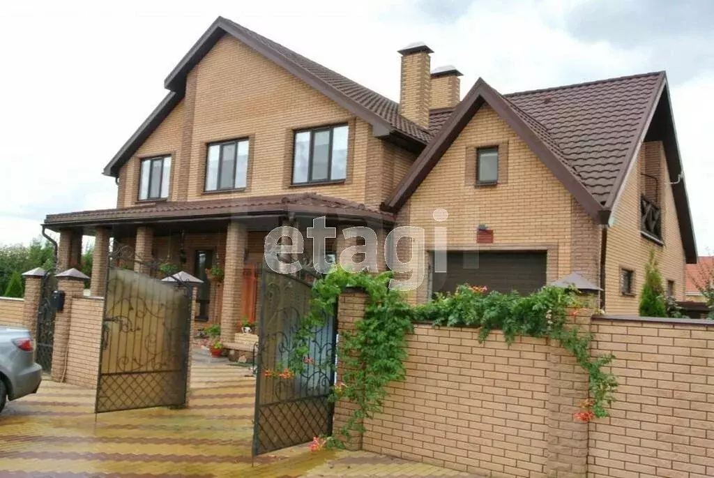 Дом в микрорайон Таврово-3, Ягодная улица (330 м) - Фото 0
