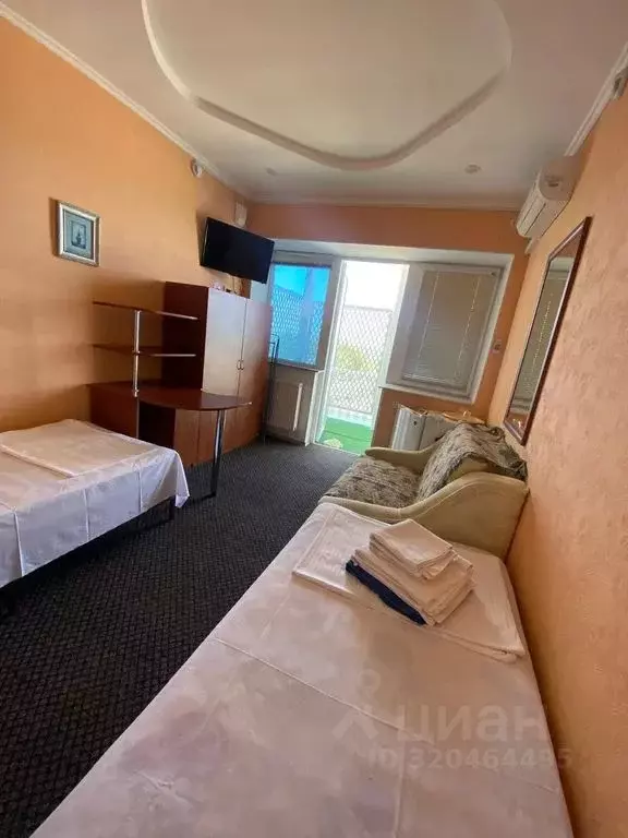 Комната Крым, Бахчисарайский район, с. Песчаное ул. Набережная, 7/109 - Фото 2