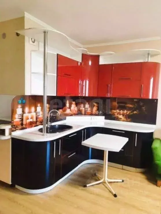 2-к кв. Пермский край, Пермь ул. Николая Островского, 93Б (50.0 м) - Фото 0