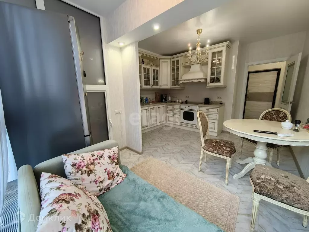 Продаётся 2-к квартира, 65.2 м - Фото 0