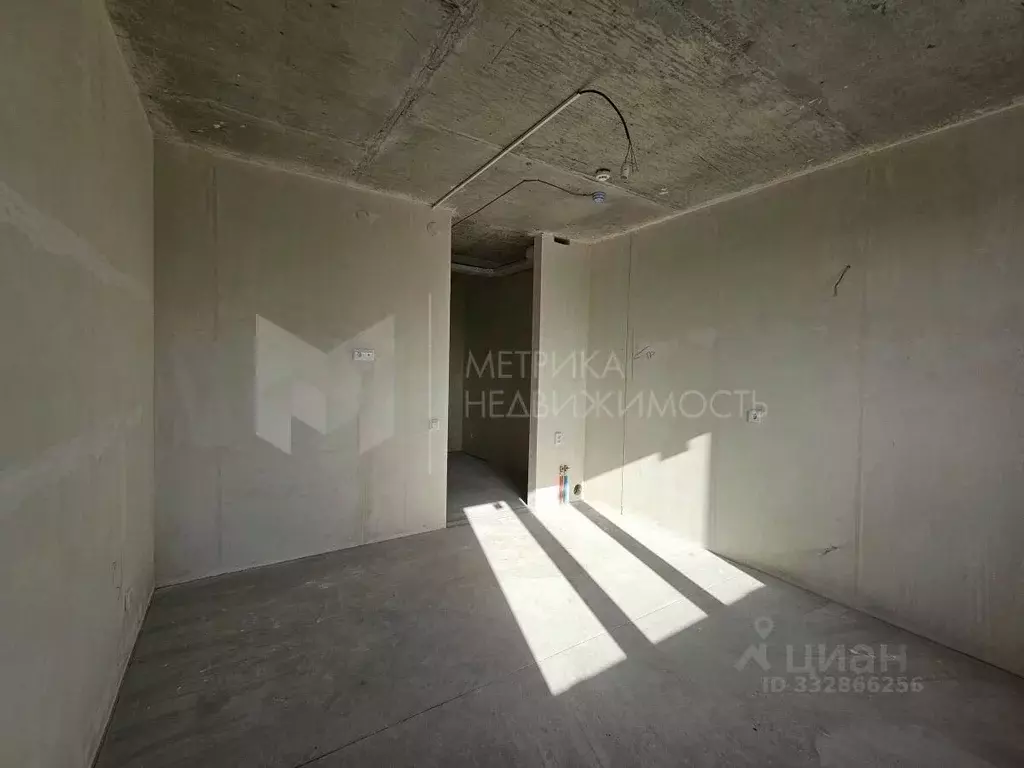 Студия Тюменская область, Тюмень ул. Республики, 204к15 (21.8 м) - Фото 1
