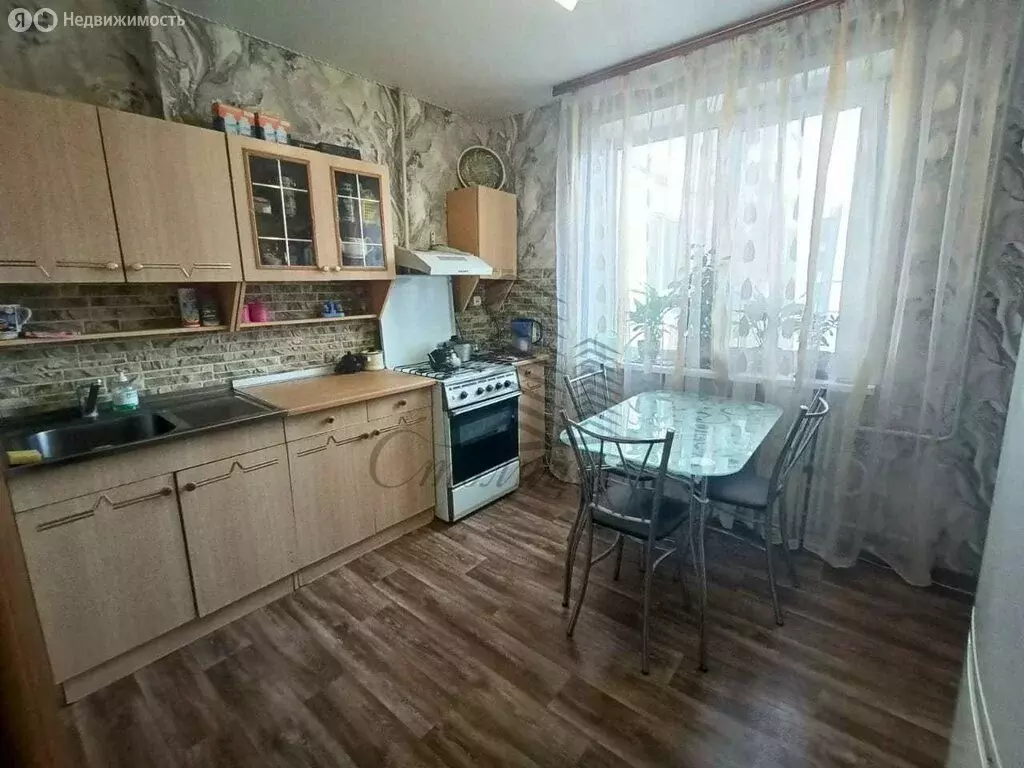 3-комнатная квартира: Старый Оскол, улица Свердлова, 25 (67.8 м) - Фото 1