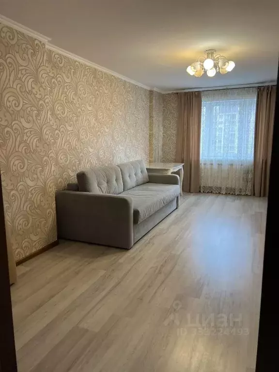 3-к кв. Татарстан, Казань ул. Гарифа Ахунова, 2 (92.0 м) - Фото 1