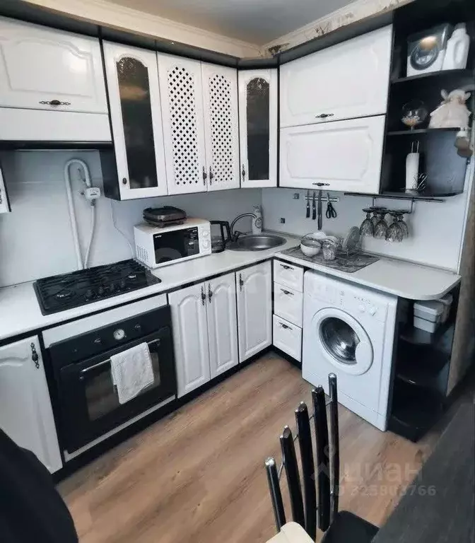 1-к кв. Алтайский край, Барнаул ул. Профинтерна, 42а (30.0 м) - Фото 1