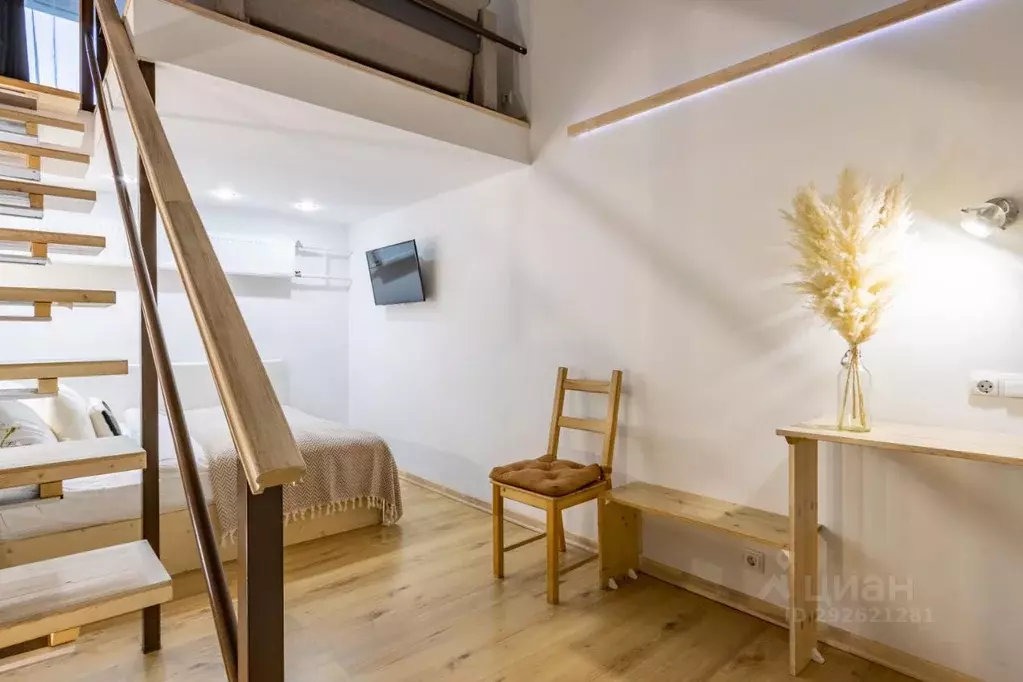 Комната Санкт-Петербург Благодатная ул., 12 (22.0 м) - Фото 1