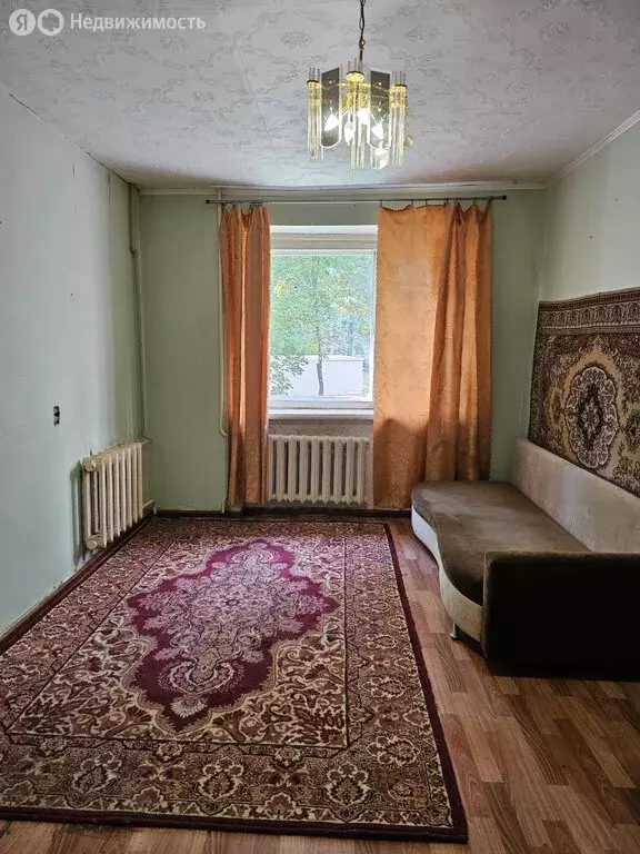 1к в 8-комнатной квартире (17.8 м) - Фото 0