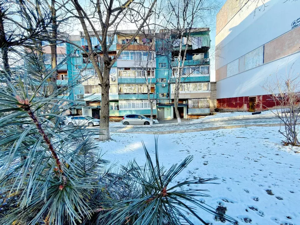 3-комнатная квартира: Артём, улица Ворошилова, 38 (67 м) - Фото 1