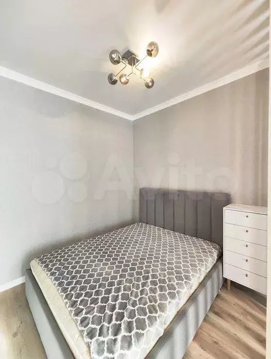 1-к. квартира, 33 м, 8/9 эт. - Фото 1