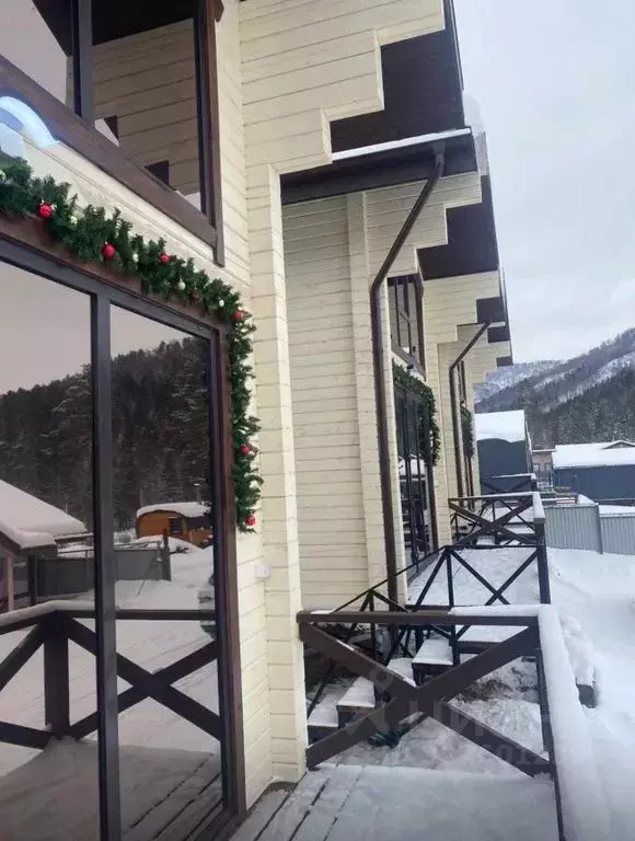 Дом в Алтай, Майминский район, Манжерокское с/пос, с. Озерное ул. ... - Фото 2