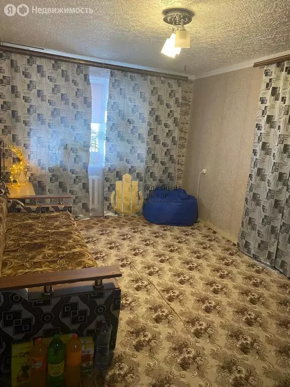 3-комнатная квартира: посёлок Синегорский, улица Макарова, 8 (44 м) - Фото 1