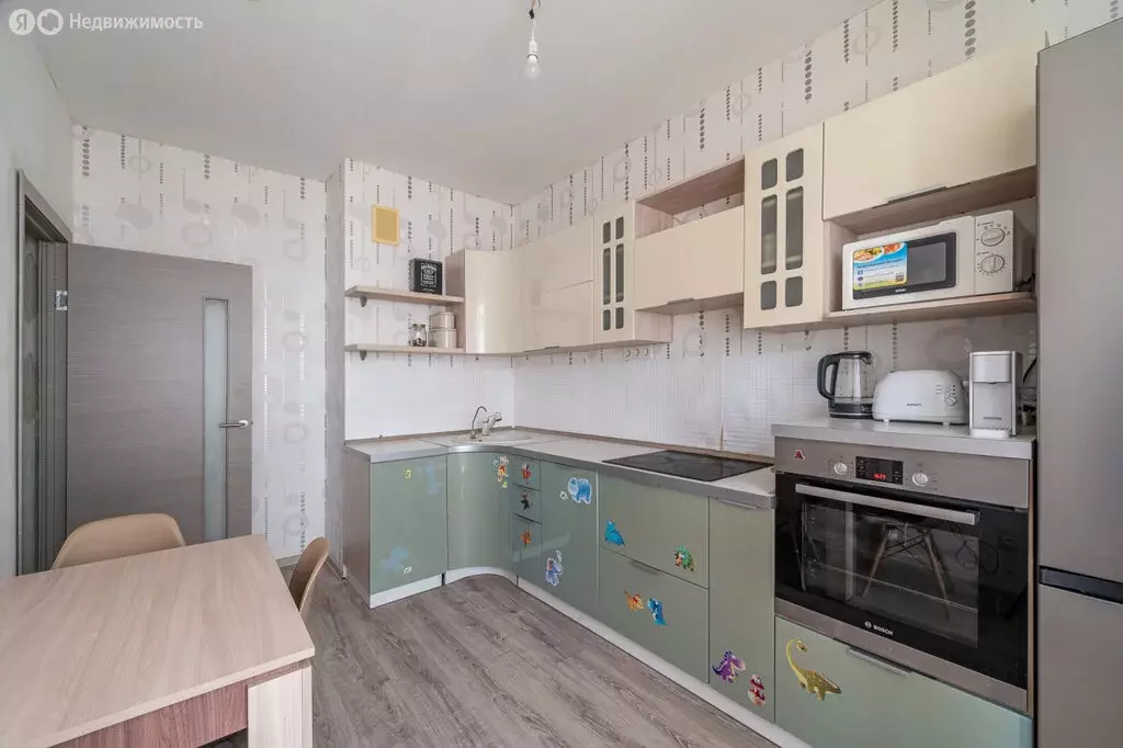 2-комнатная квартира: Екатеринбург, улица Павла Шаманова, 48 (65.2 м) - Фото 0