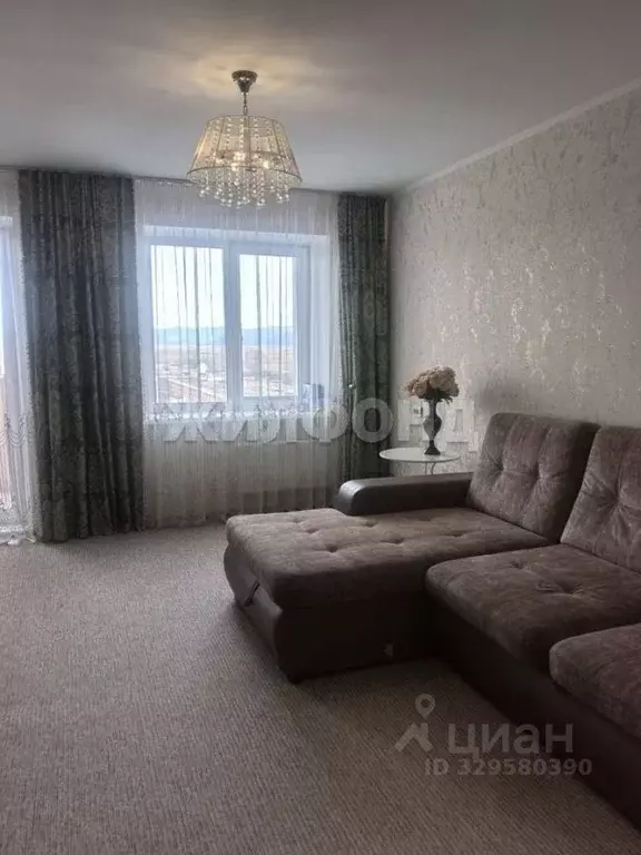 3-к кв. Хакасия, Абакан ул. Торосова, 21 (66.8 м) - Фото 2