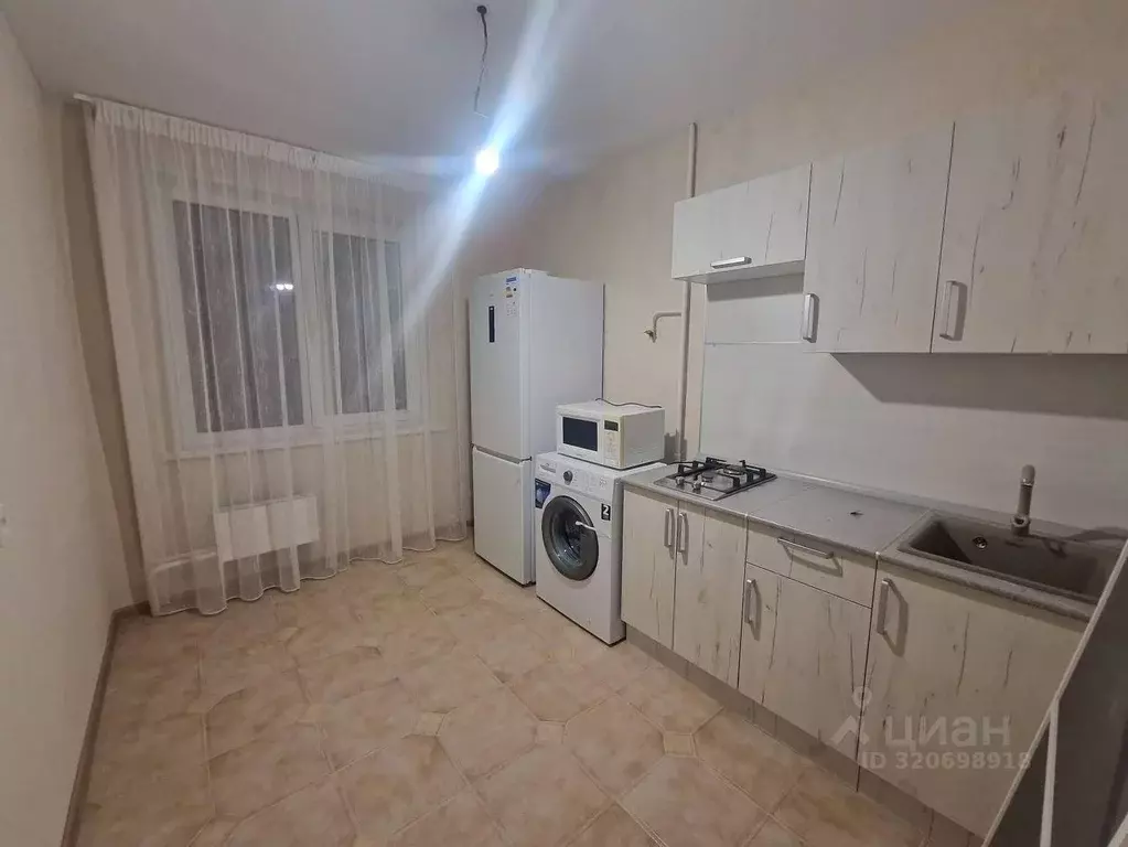 1-к кв. Волгоградская область, Волгоград Семь Ветров мкр, ул. ... - Фото 0