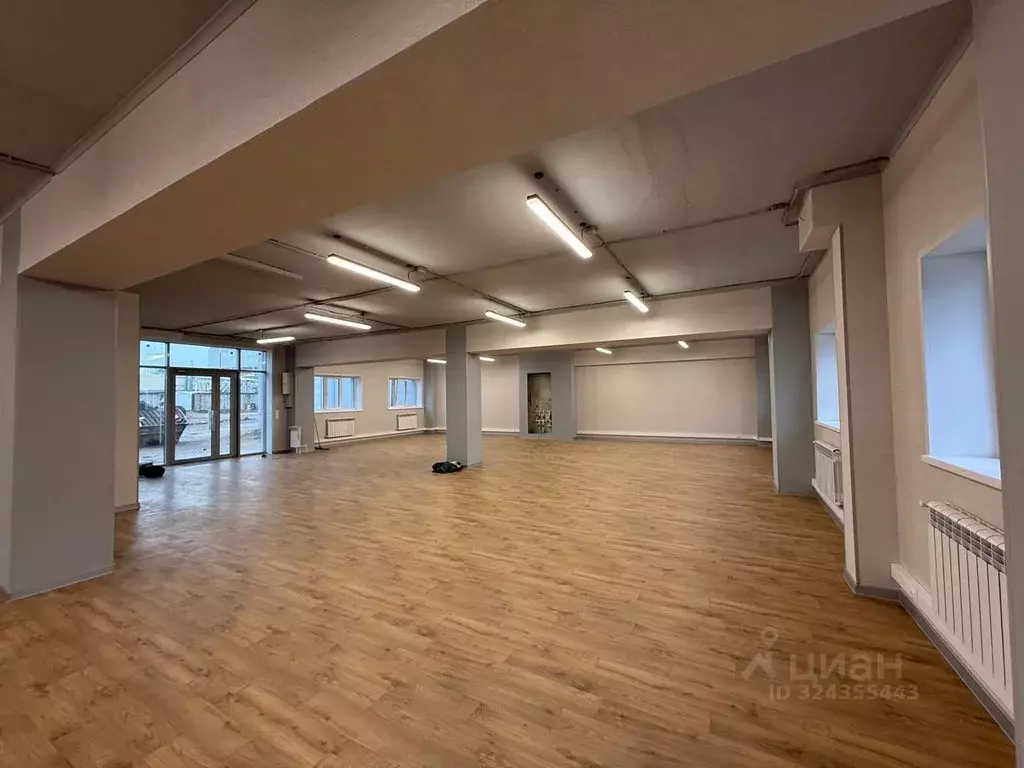 Помещение свободного назначения в Татарстан, Казань ул. Родины, 43 ... - Фото 2