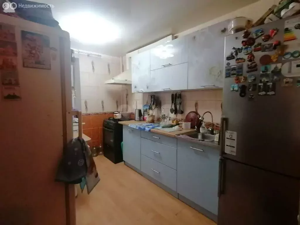 3-комнатная квартира: Можга, улица Труда, 39 (56.3 м) - Фото 1