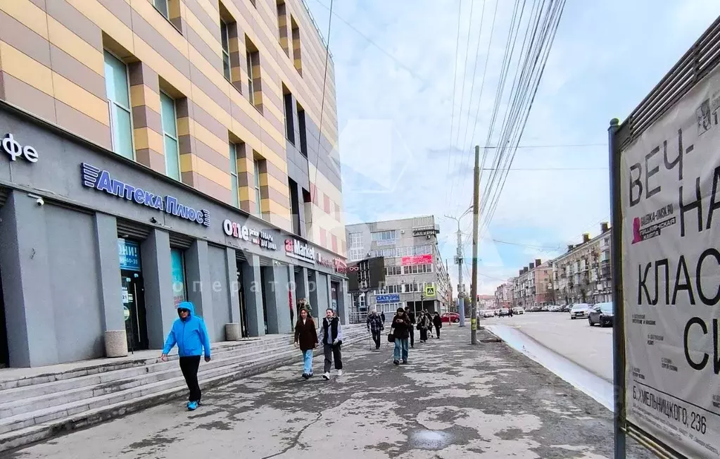 Помещение свободного назначения в Омская область, Омск просп. Карла ... - Фото 1