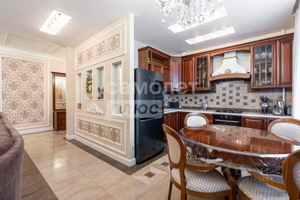4-к кв. Татарстан, Казань ул. Айвазовского, 14А (128.9 м) - Фото 1