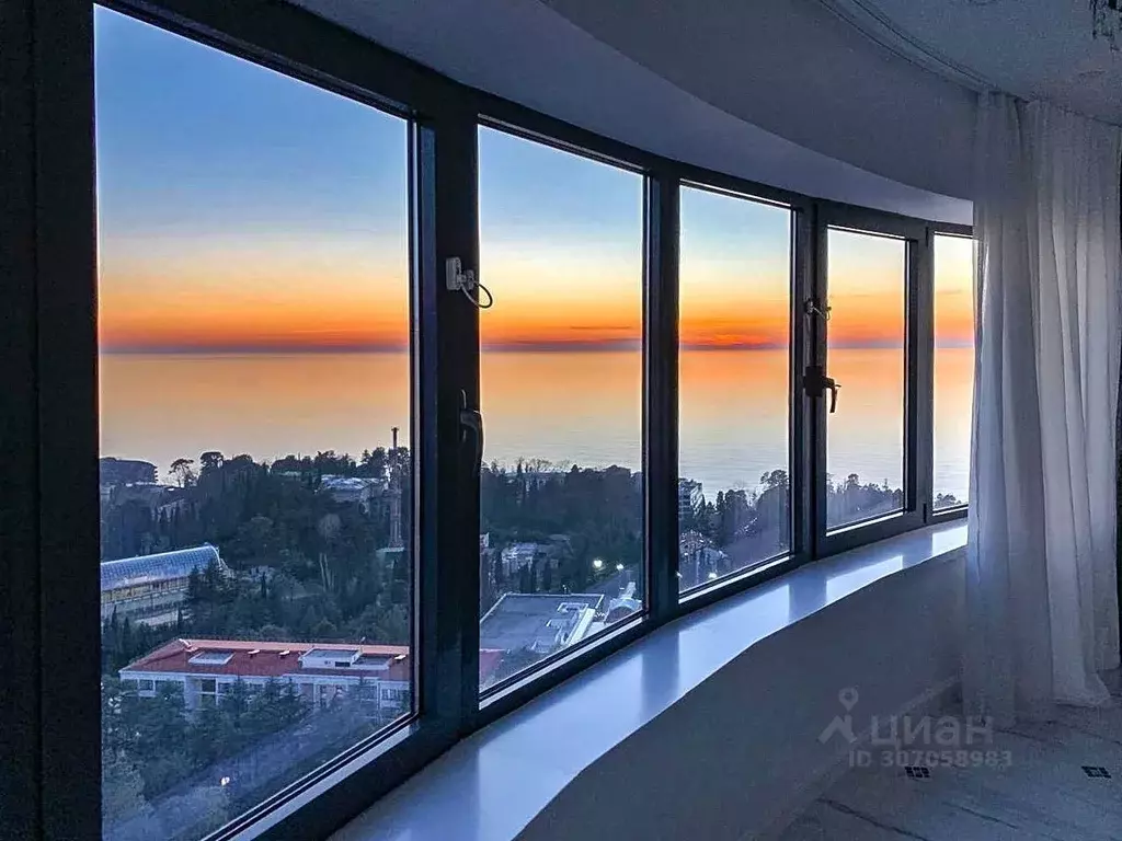 2-к кв. Краснодарский край, Сочи Новый Сочи мкр, ул. Пирогова, 30 ... - Фото 1