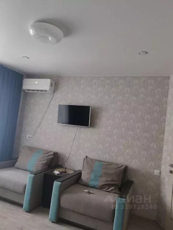 2-к кв. Волгоградская область, Волгоград ул. Глазкова, 4 (40.0 м) - Фото 1