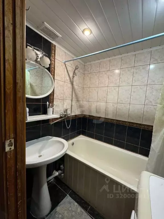 2-к кв. Оренбургская область, Оренбург ул. Ткачева, 79 (50.5 м) - Фото 0