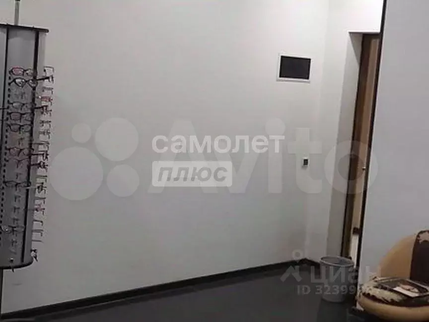 Торговая площадь в Кабардино-Балкария, Нальчик ул. Ногмова, 45 (60 м) - Фото 1