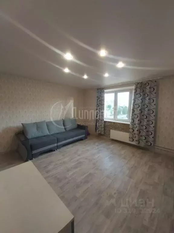 1-к кв. Курганская область, Курган Заозерный жилрайон, 4-й мкр, 31 ... - Фото 1
