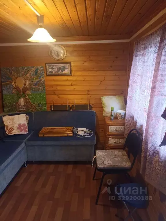 Дом в Ленинградская область, Тосненский район, Шапкинское с/пос, д. ... - Фото 1