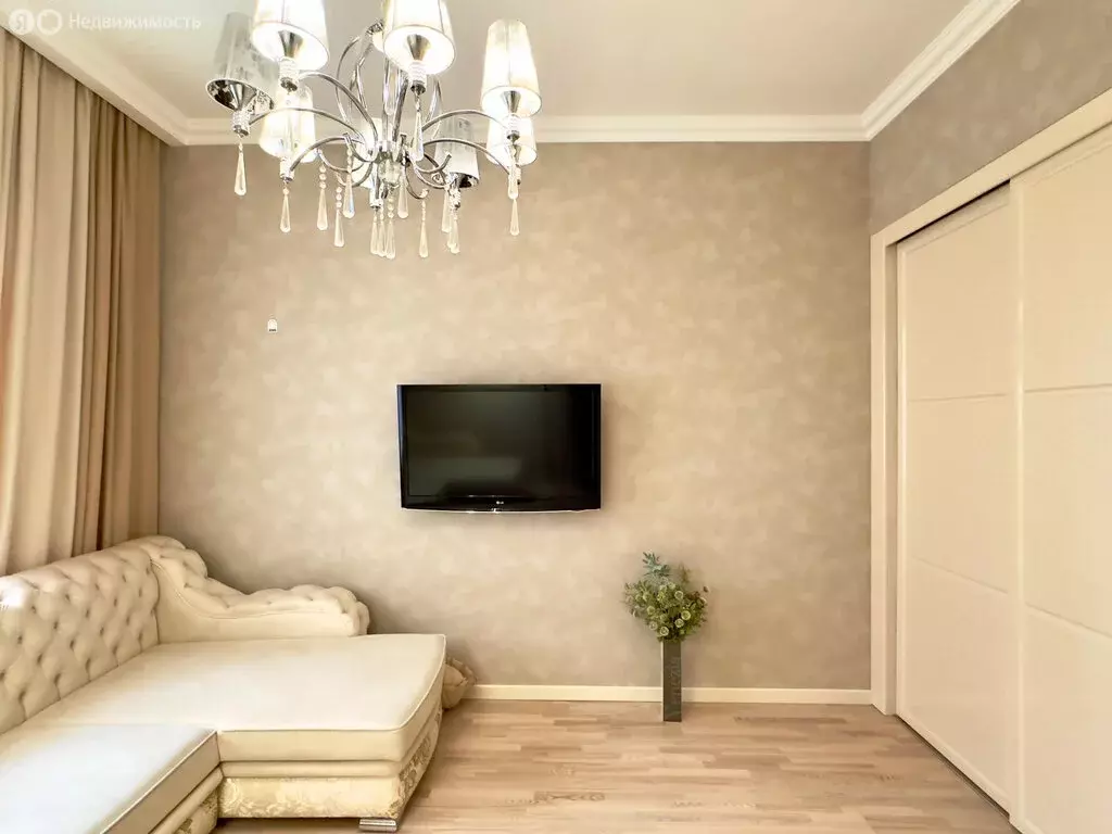 1-комнатная квартира: Ставрополь, улица Ленина, 228 (50 м) - Фото 0