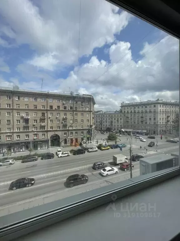 Офис в Новосибирская область, Новосибирск ул. Вокзальная магистраль, ... - Фото 0