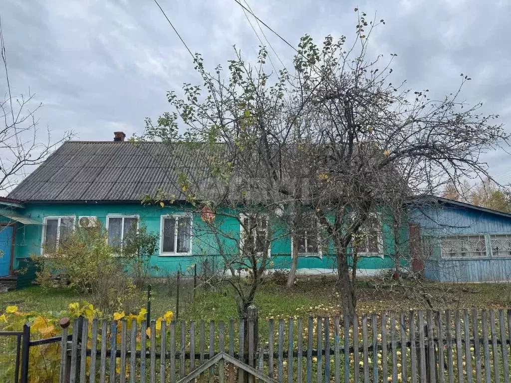 Дом в Брянская область, Клетнянский район, с. Лутна ул. Советская (62 ... - Фото 1