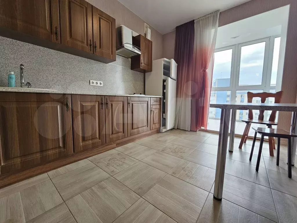 1-к. квартира, 45 м, 12/16 эт. - Фото 1
