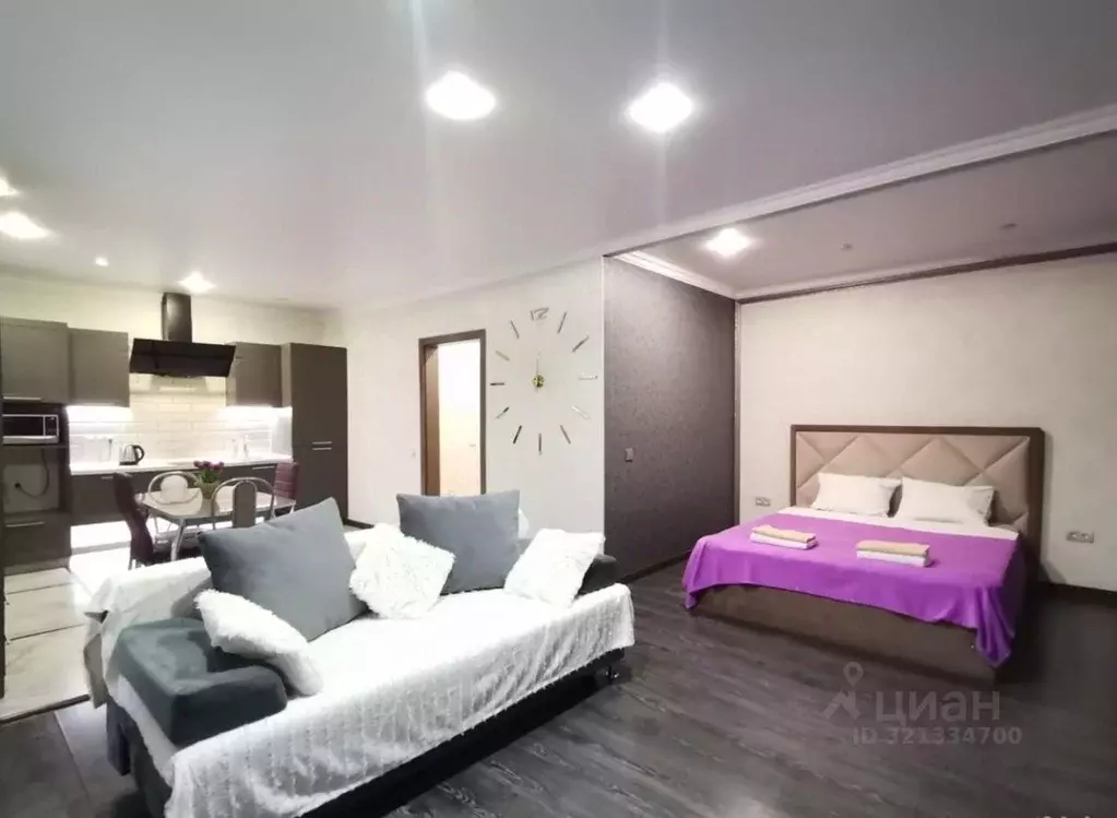 1-к кв. Тюменская область, Тюмень Заречный проезд, 14 (35.0 м) - Фото 1