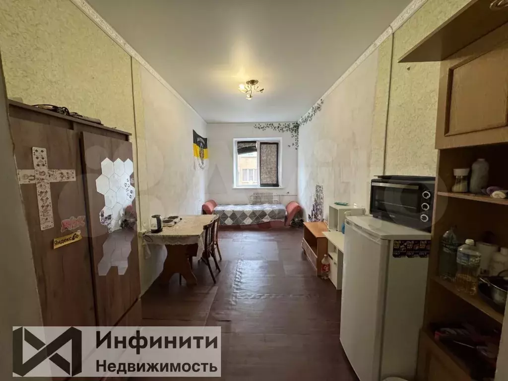 Комната 18 м в 1-к., 4/4 эт. - Фото 1