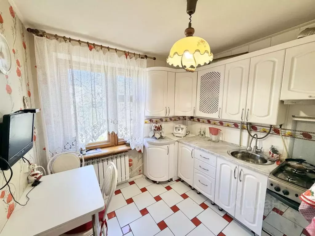 3-к кв. Крым, Симферополь ул. Кечкеметская (61.9 м) - Фото 1