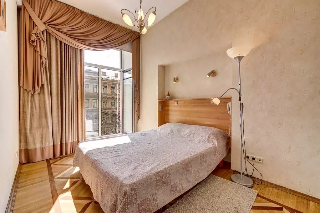 3-к кв. Санкт-Петербург 2-я Советская ул., 12 (110.0 м) - Фото 0