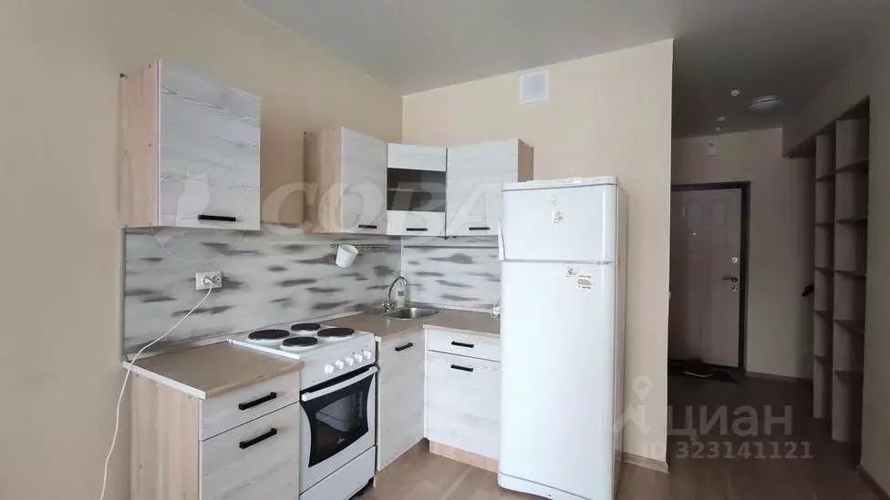 Студия Тюменская область, Тюмень ул. Василия Подшибякина, 21 (24.0 м) - Фото 0